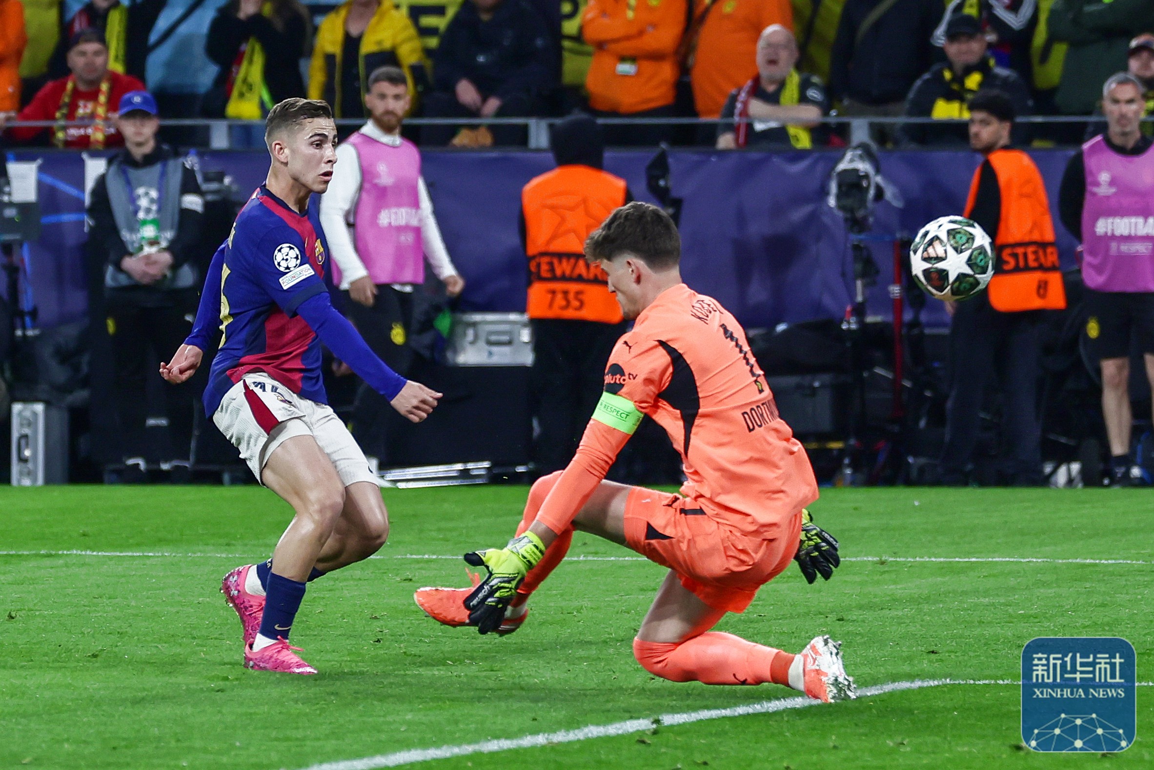 狂攻狂吹！巴萨炮制球逆转，晋级冠军联赛半决赛的简单介绍